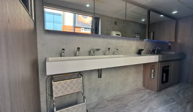 Cleaning a Washroom With Better Technology